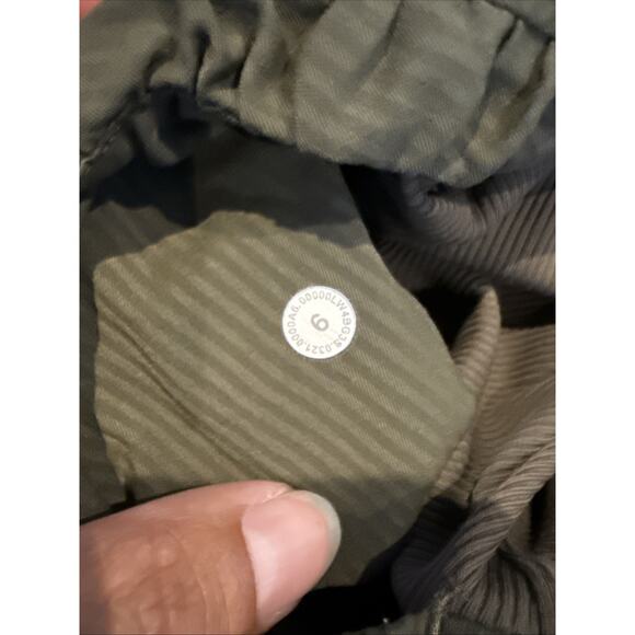 Lululemon Scuba Dance Studio Womens 6 Green Reversible Full Zip Hooded Jacket - Picture 4 of 4